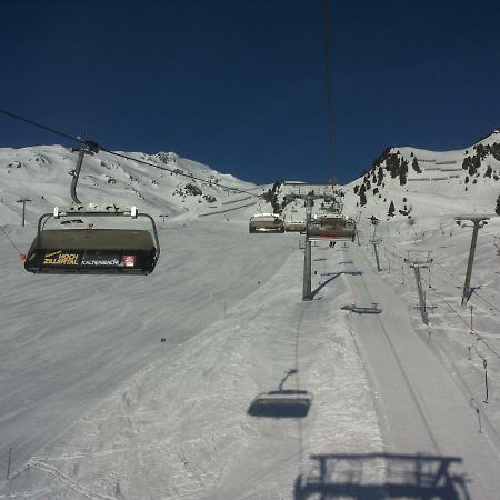 Studio Hochzillertal Mit Sauna & E-Ladestation Apartment Ried im Zillertal Ngoại thất bức ảnh