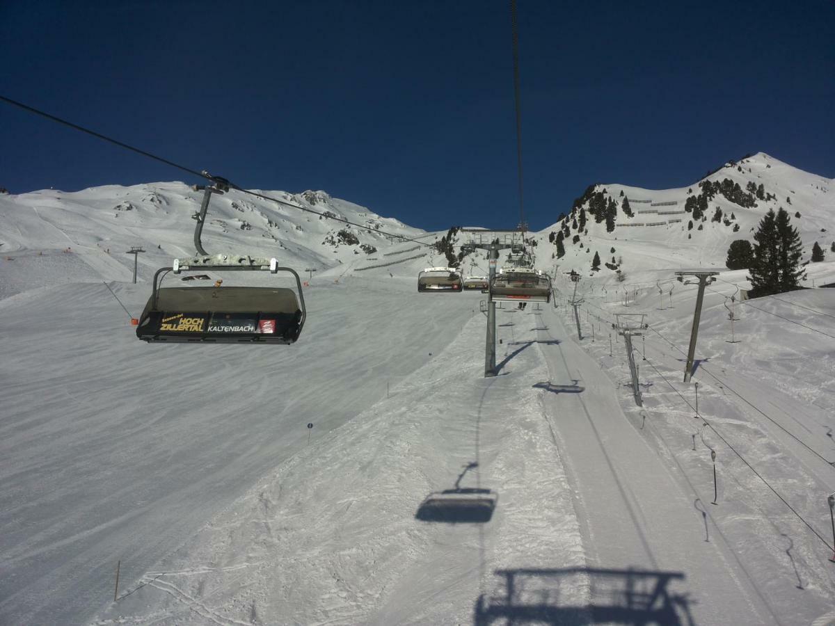 Studio Hochzillertal Mit Sauna & E-Ladestation Apartment Ried im Zillertal Ngoại thất bức ảnh