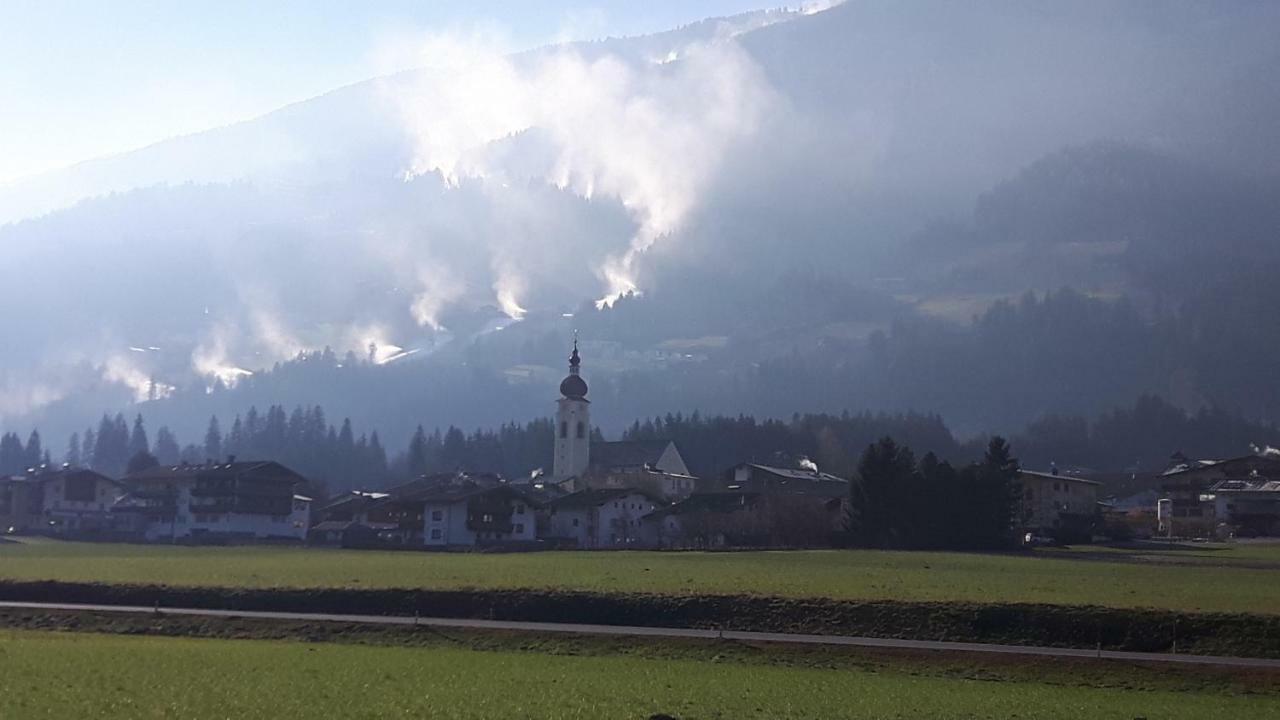 Studio Hochzillertal Mit Sauna & E-Ladestation Apartment Ried im Zillertal Ngoại thất bức ảnh